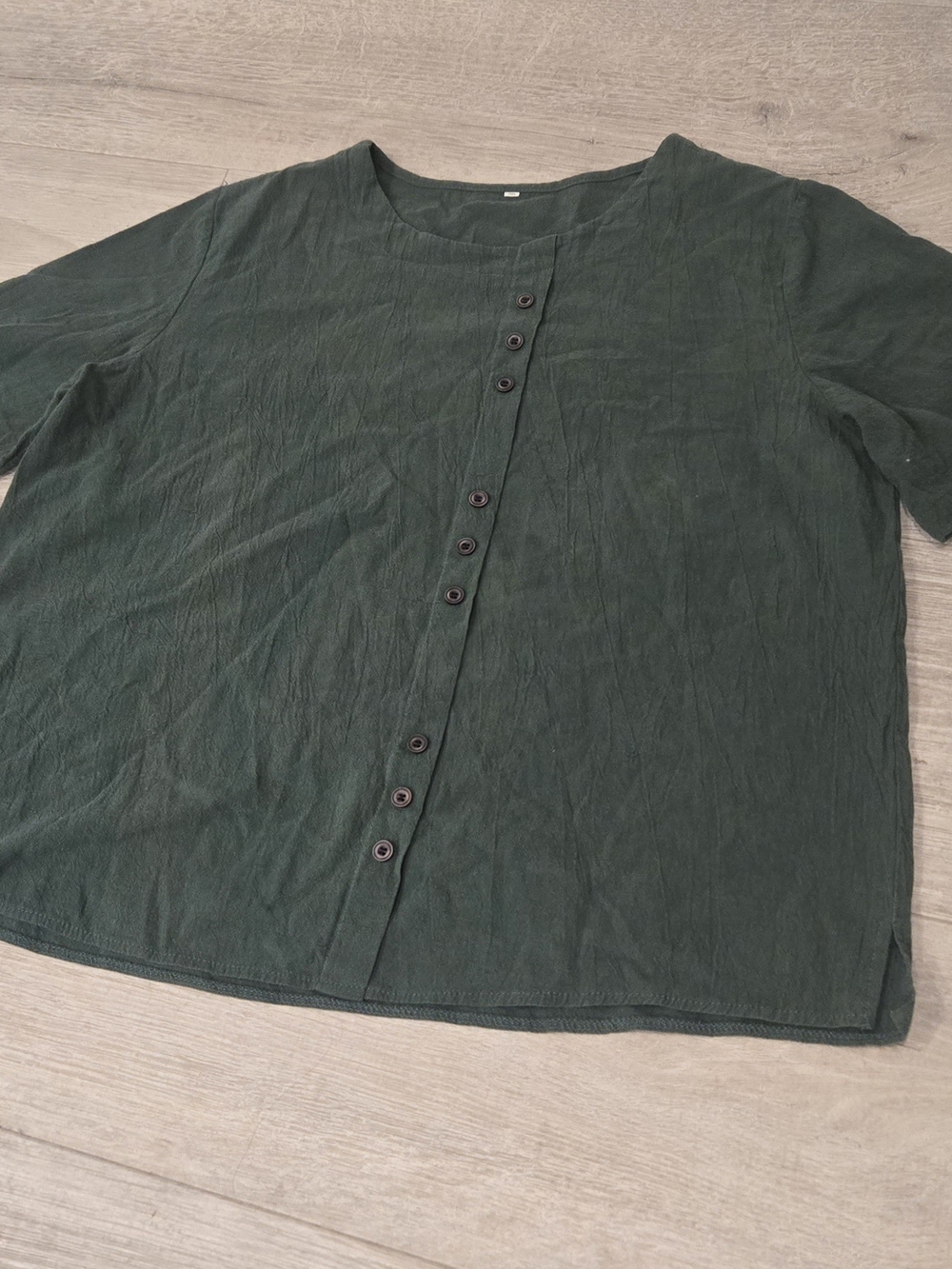 Men's Dark Green Button-Front Shirt
